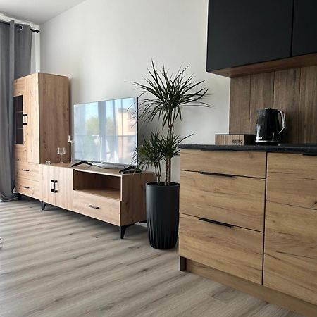 Apartament Akacjowa Appartement Goleniów Buitenkant foto